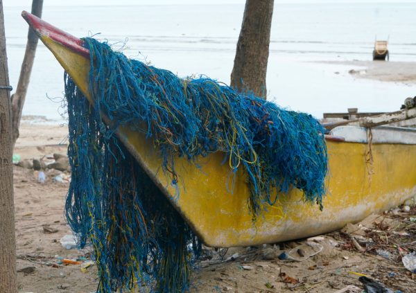 Laying the lines under direct sun light for a day or two will also help to limit biofouling. Takalar, South Sulawesi.
