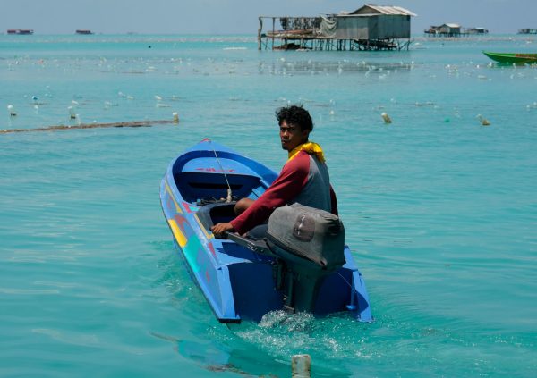 Men tend to do most of the work at sea, especially if farming takes place in deep waters where access by boat is mandatory.