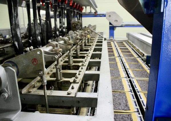 12 sheets per row in South Korea. (Photo courtesy of Dr Hwang EK)