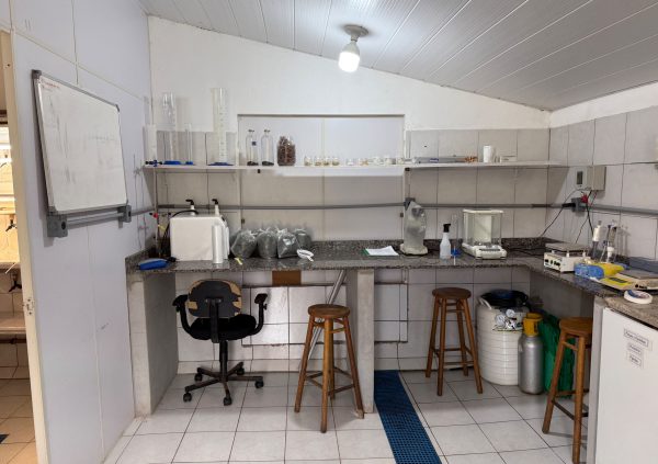 Brazil: Laboratory workspace for seed preservation, testing, and strain management in regional seaweed improvement programs.